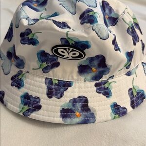 Floral Bucket Hat blue/purple/ white NWOT